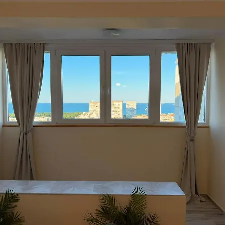 Bright Seaview * Burgas